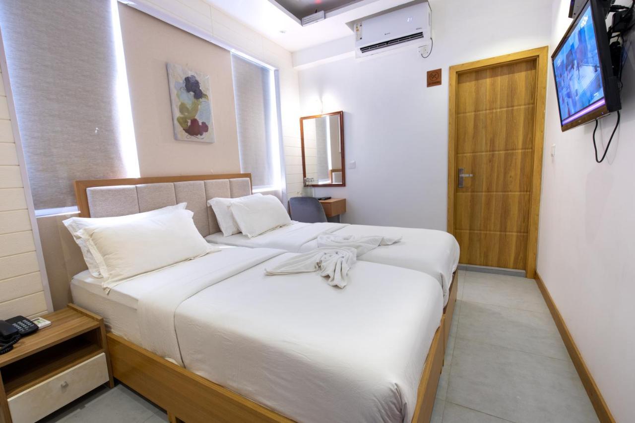 Araamview Hotel Hulhumalé Buitenkant foto